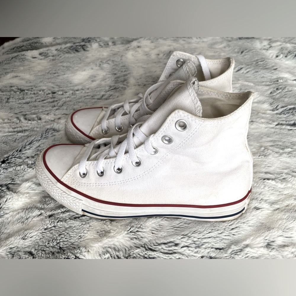 White converse